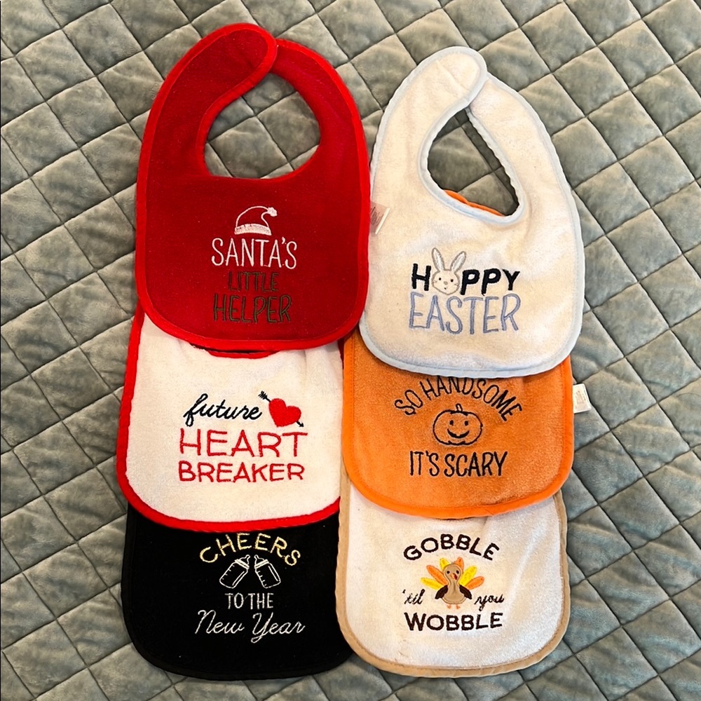 Holiday Bib Set